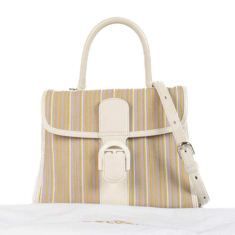Shop safe online at Labellov in Antwerp, Brussels and Knokke this 100% authentic second hand Delvaux Toile de Cuir Spring/Summer 2017 Brillant MM. Veilig online een authentieke tweedehands Delvaux Toile de Cuir Brillant kopen.