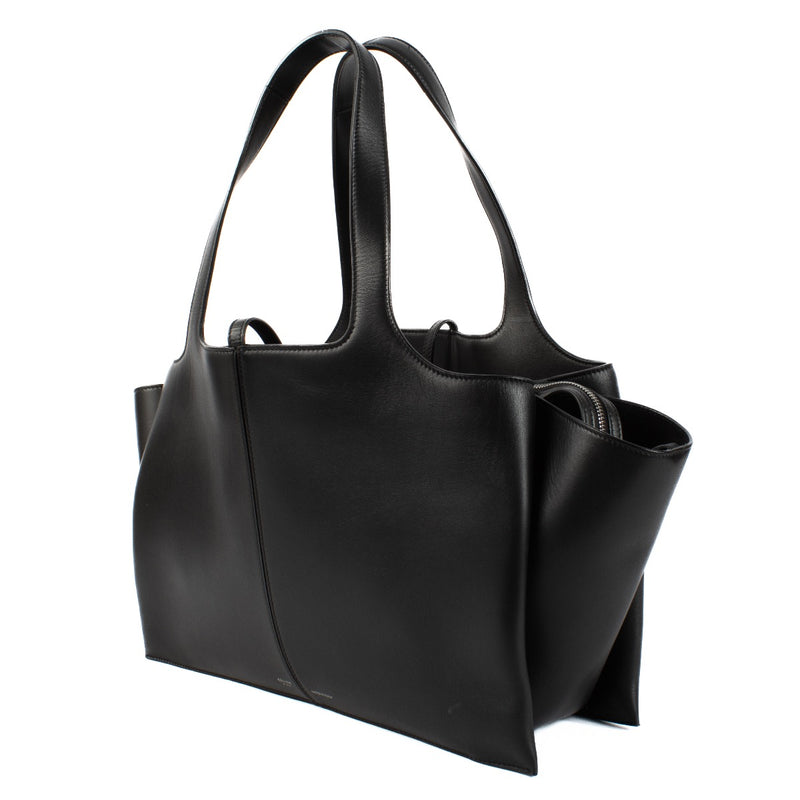 shop 100% authentic second hand Celine Black Medium Tri-Fold Bag on Labellov.com