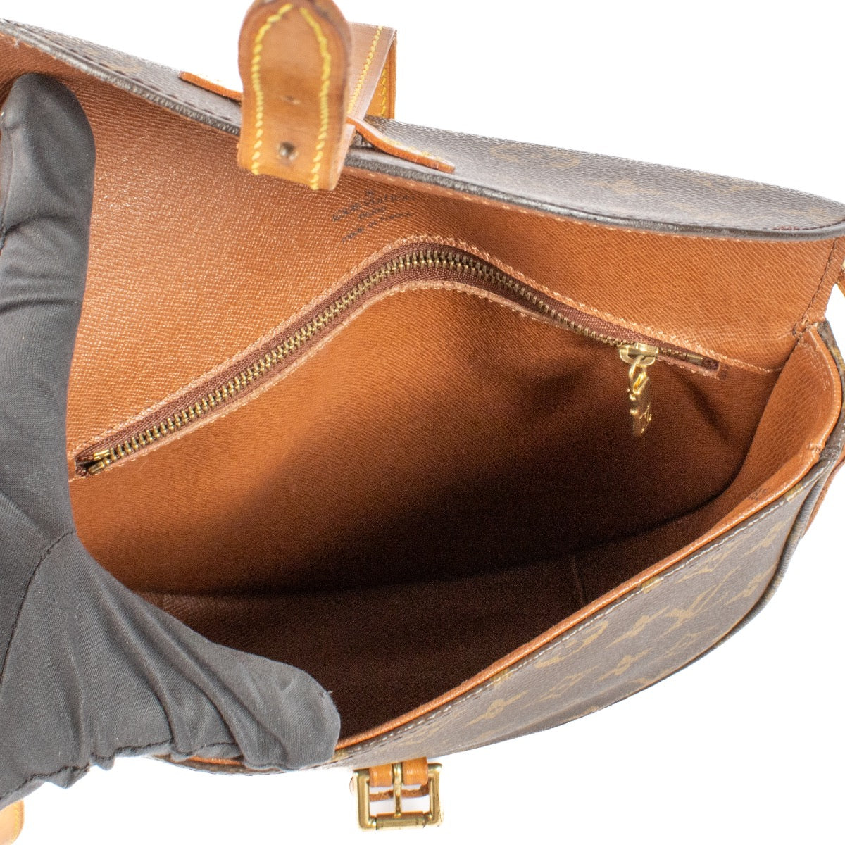 shop 100% authentic second hand Louis Vuitton Monogram Chantilly PM on Labellov.com