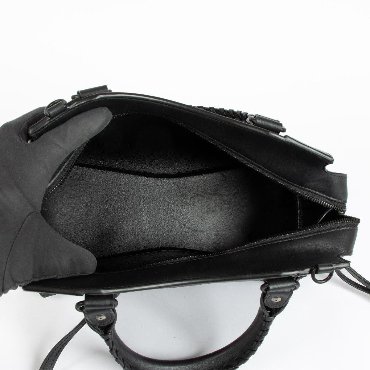Balenciaga Black Leather Neo Classic Small Bag – Labellov