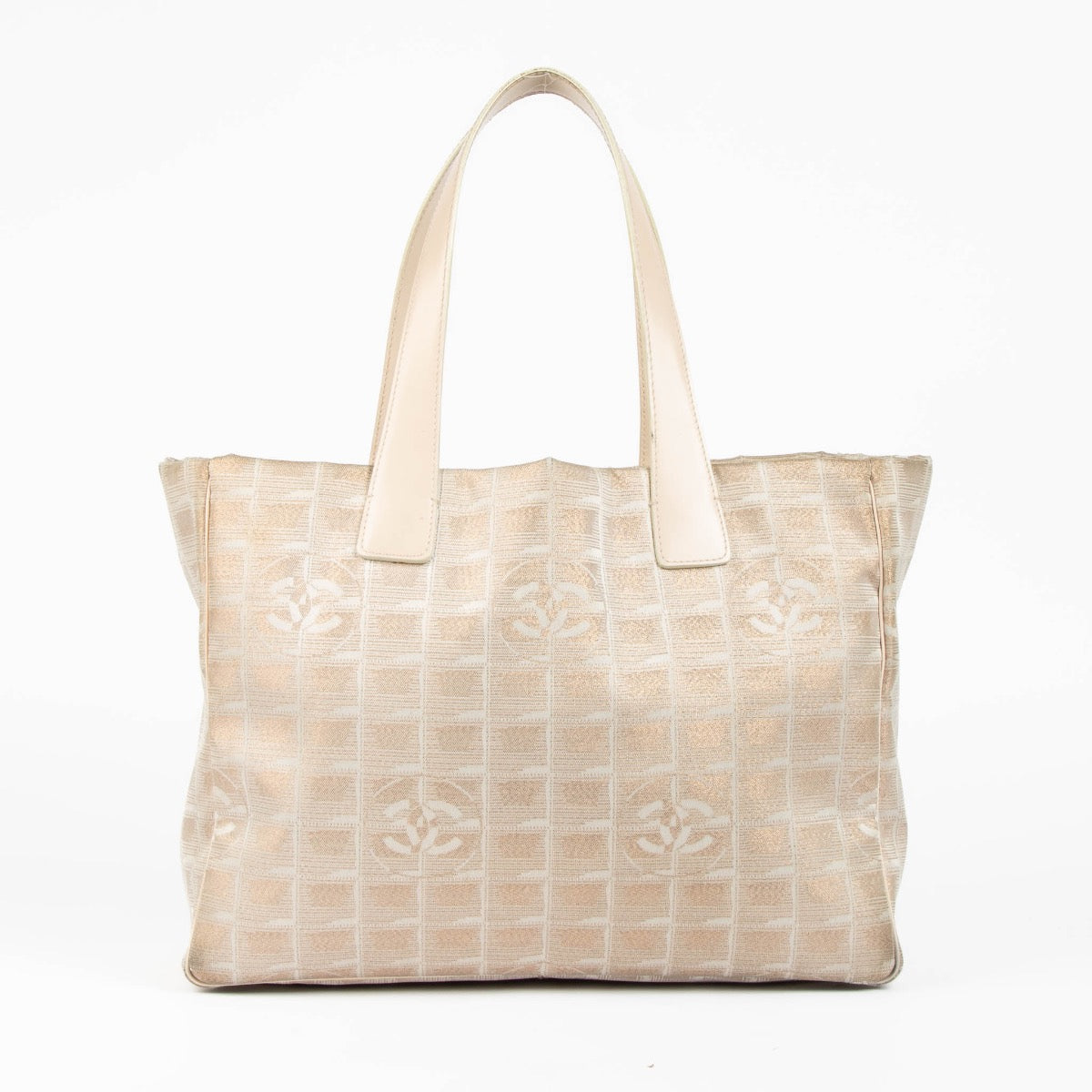 Shop authentic Chanel CC Travel Line Metallic Rose Shoulder Bag on Labellov.com.