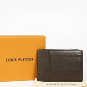 Authentic pre-loved Louis Vuitton Taiga Leather Bifold Wallet on Labellov.com
