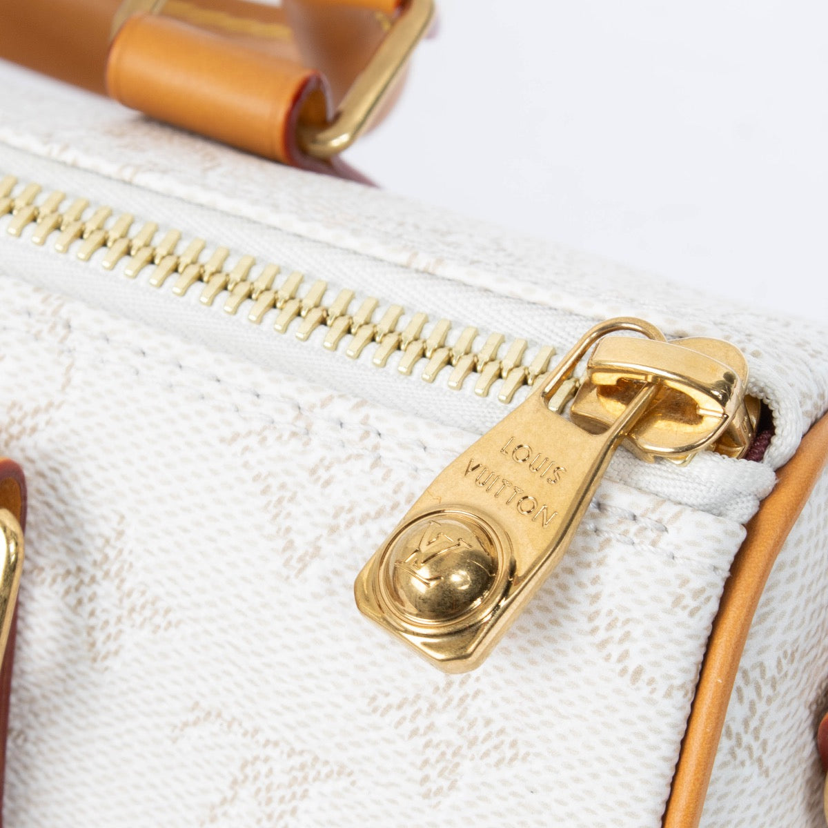 Authentic pre-loved Louis Vuitton Monogram Heritage Keepall Bandouliere 25 on Labellov.com