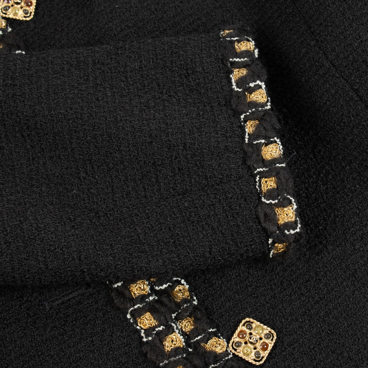 Chanel 12C Zwart Fantasy Tweed Jasje met gerafelde zoom - Maat FR38