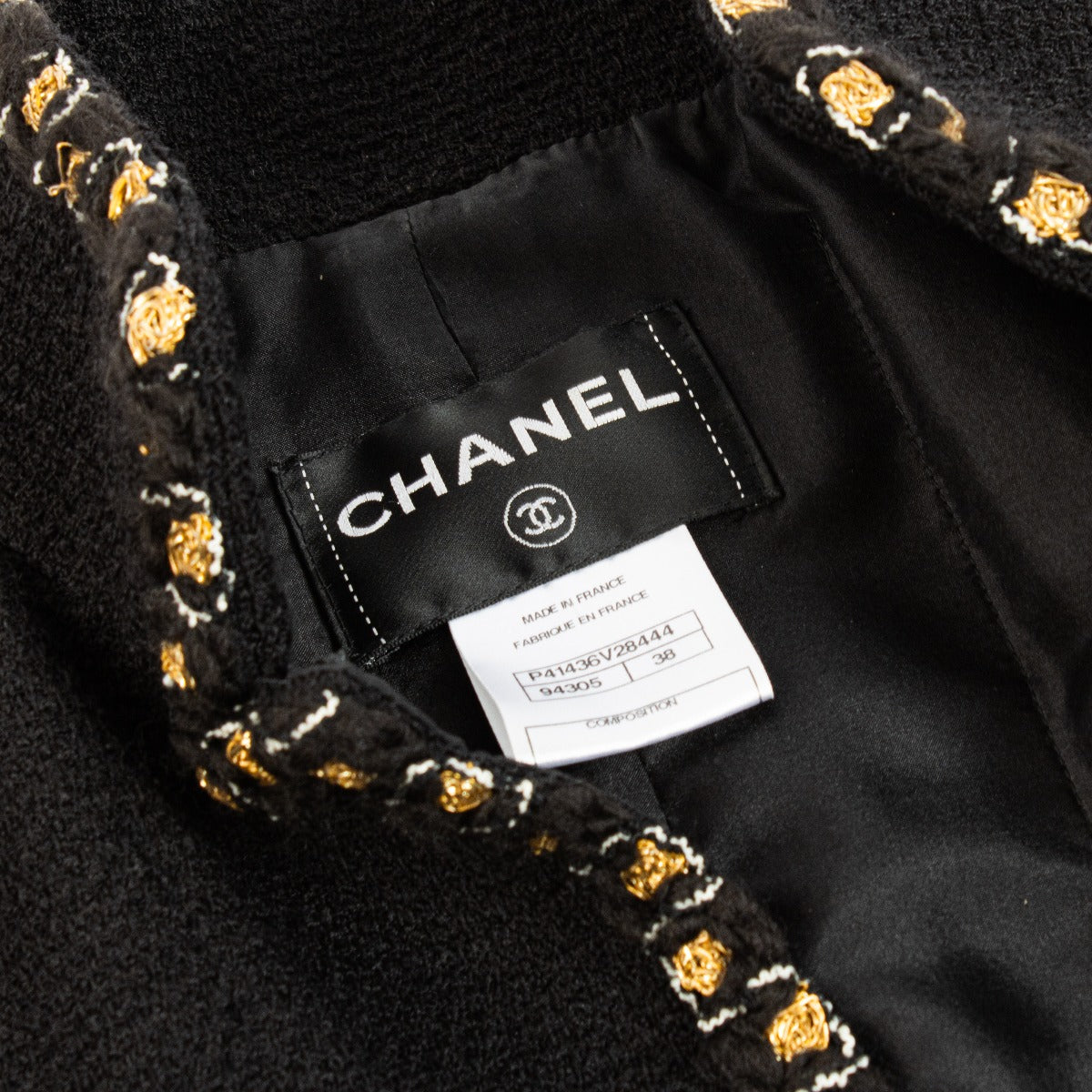 Chanel 12C Zwart Fantasy Tweed Jasje met gerafelde zoom - Maat FR38