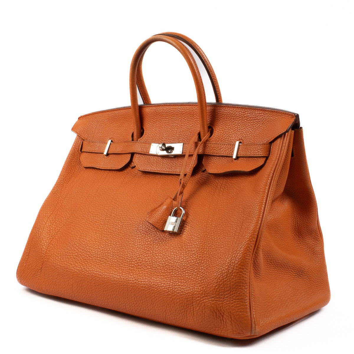 Authentic second hand vintage Hermès Birkin 40 Orange Taurillon Clemence on www.labellov.com