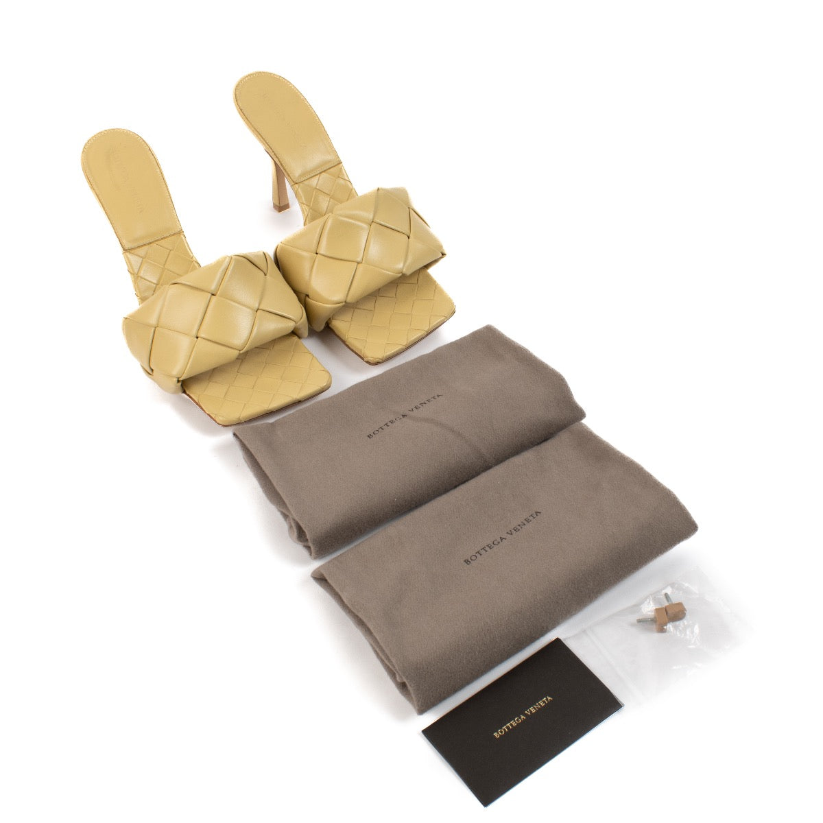 shop 100% authentic second hand Bottega Veneta Tapioca Lido Mule Sandals - Size 40 on Labellov.com