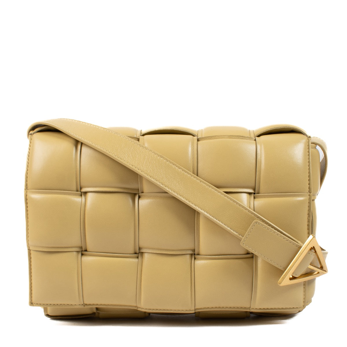 shop 100% authentic second hand Bottega Veneta Tapioca Padded Cassette Bag on Labellov.com