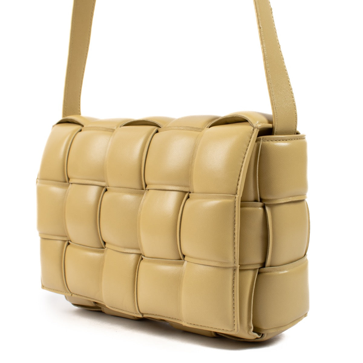 shop 100% authentic second hand Bottega Veneta Tapioca Padded Cassette Bag on Labellov.com