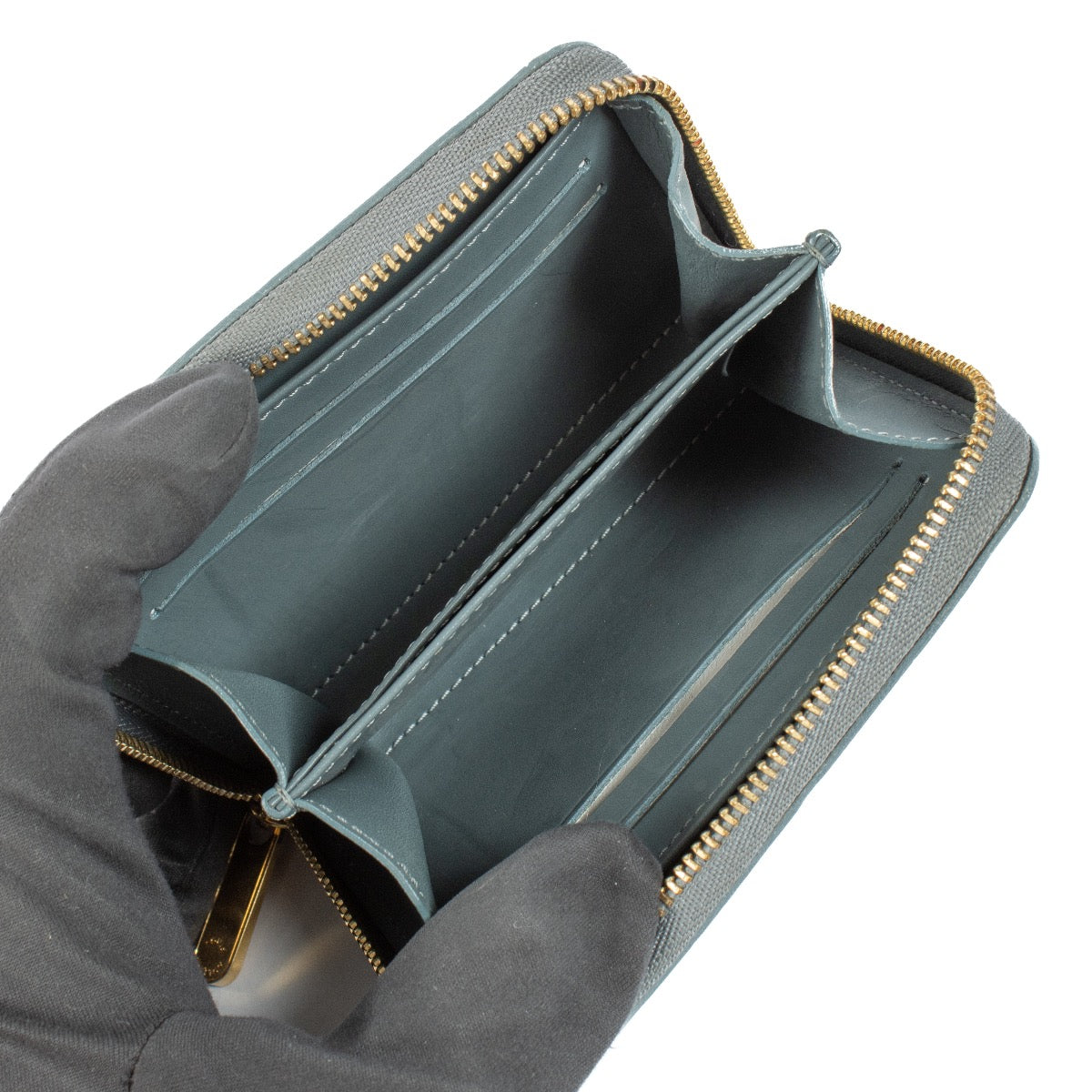 Authentic second hand Louis Vuitton Blue Patent Wallet on Labellov.com