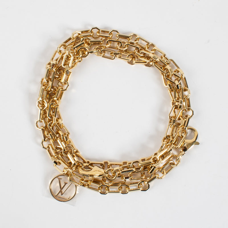 Shop 100% authentic second hand Louis Vuitton Gold Micro Dauphine Chain Strap on Labellov.com