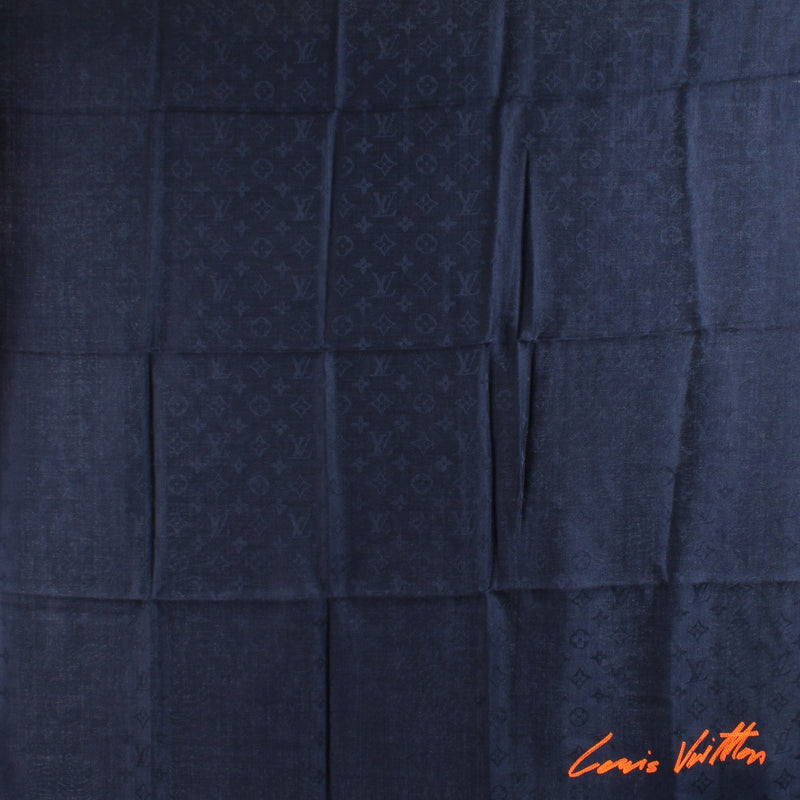 Louis Vuitton Blue Scarf now available at Labellov online 24/7 or in the showroom located in Antwerp