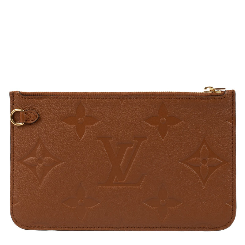 Shop safe online at Labellov in Antwerp, Brussels and Knokke these 100% authentic second hand Louis Vuitton Cognac Neverfull Clutch