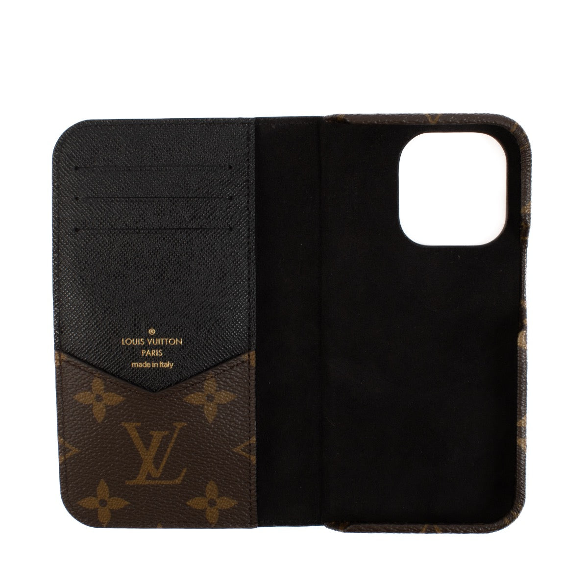 Shop safe online at Labellov in Antwerp, Brussels and Knokke this 100% authentic second hand Louis Vuitton Monogram iPhone 15Pro Case. Veilig online tweedehands authentieke Louis Vuitton Monogram iPhone 15Pro Case kopen bij Labellov.