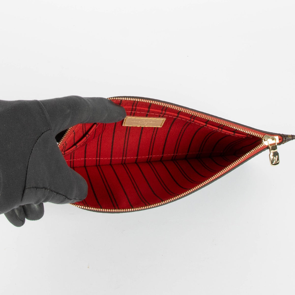 Shop this authentic Louis Vuitton Neverfull Pouche Monogram Cherry Clutch pre-loved on Labellov.com