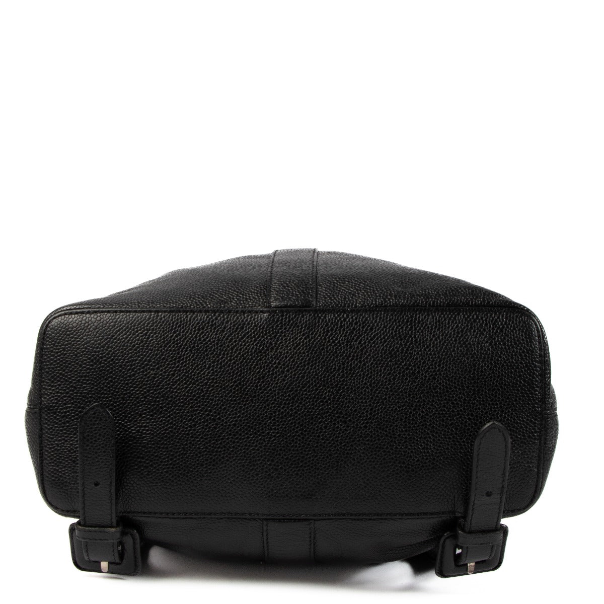 Sac à dos Chanel en cuir grainé noir avec fermoir CC