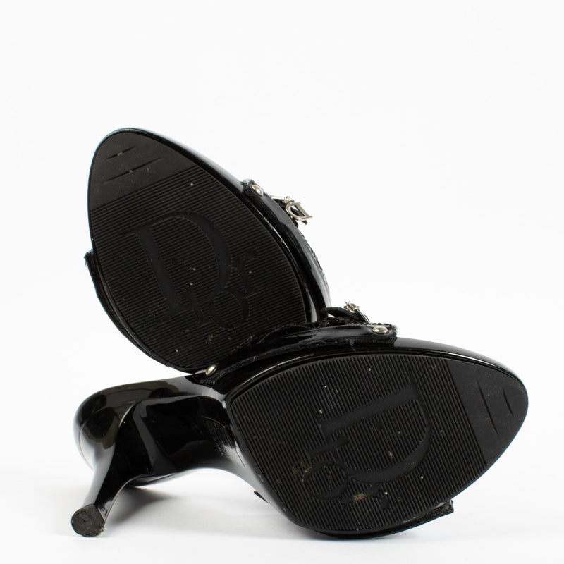 shop 100% authentic second hand Christian Dior Black Patent Heels - Size 37 1/2 on Labellov.com