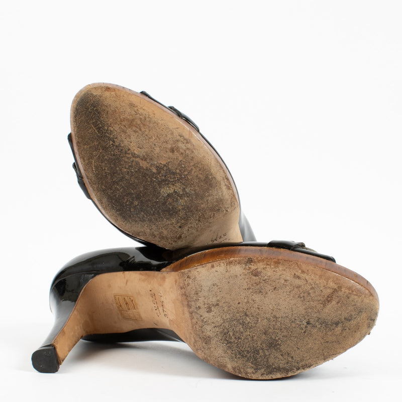 shop 100% authentic second hand Gucci Black Patent Horsebit Heels - Size 37 1/2 on Labellov.com