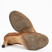 shop 100% authentic second hand Gucci Brown Leather Heels - Size 37 1/2 on Labellov.com
