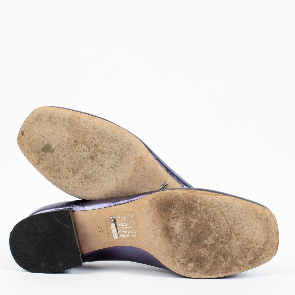 shop 100% authentic second hand Gucci Purple Flats - Size 37 on Labellov.com