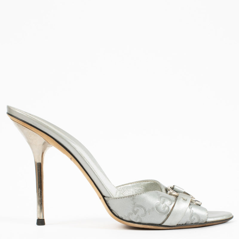 shop 100% authentic second hand Gucci Silver Kitten Heels - Size 37 1/2 on Labellov.com