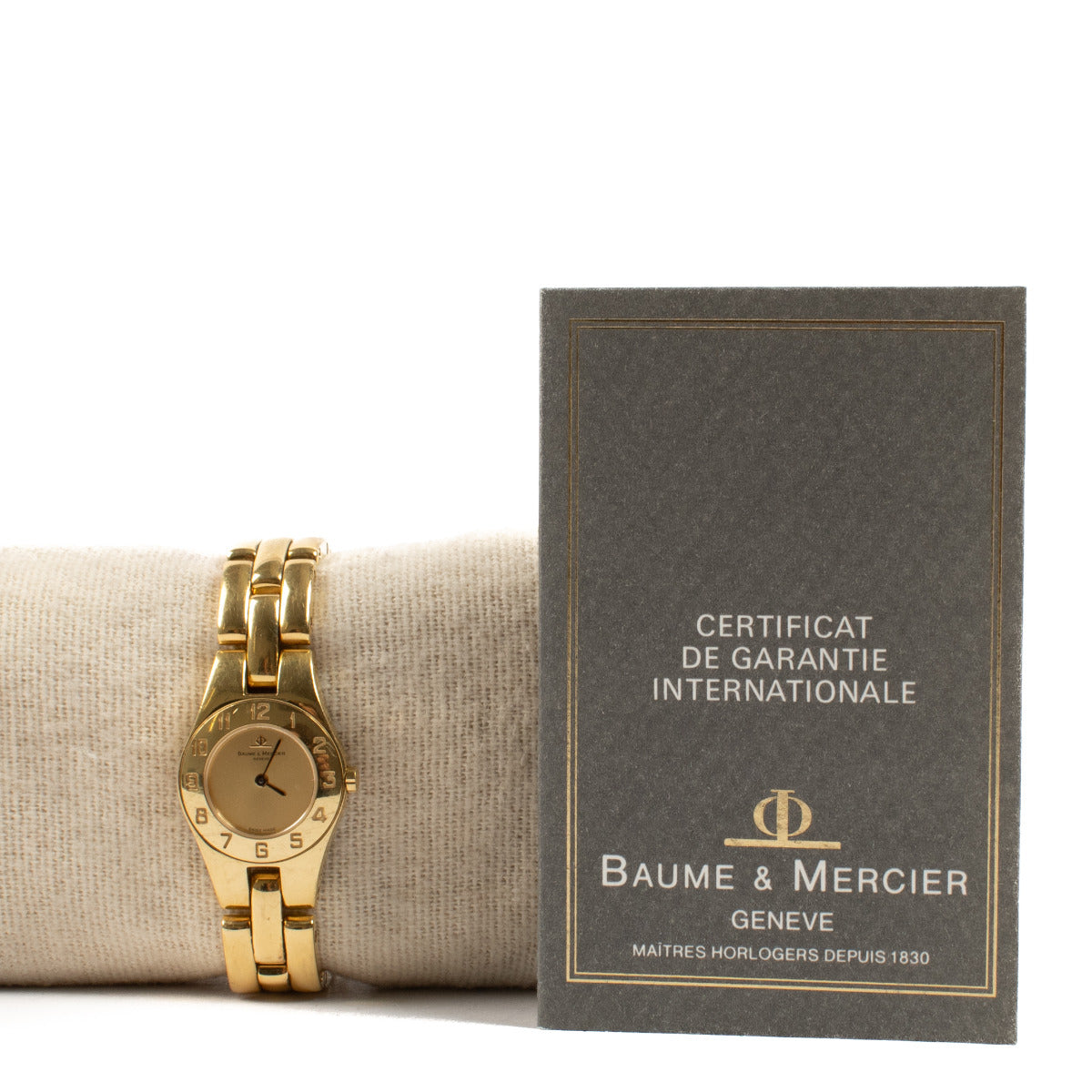 Baume & Mercier 18k Gold Quartz Linea Watch aan de beste prijs bij Labellov tweedehands luxe in Antwerpen en Knokke.