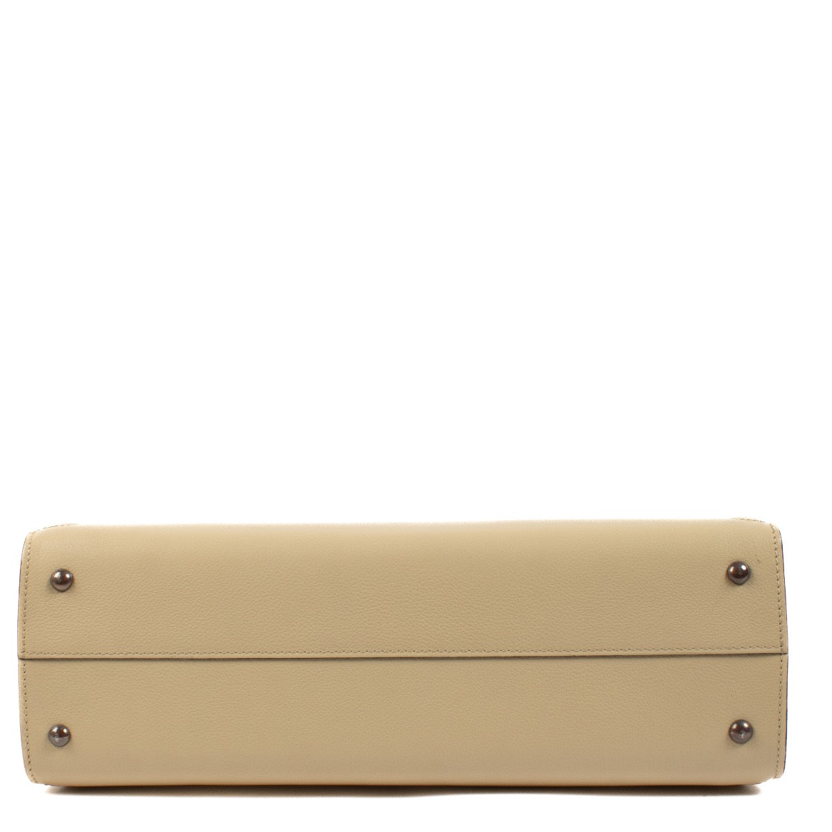 shop 100% authentic second hand Delvaux Beige Jumping Arpege Bag on Labellov.com