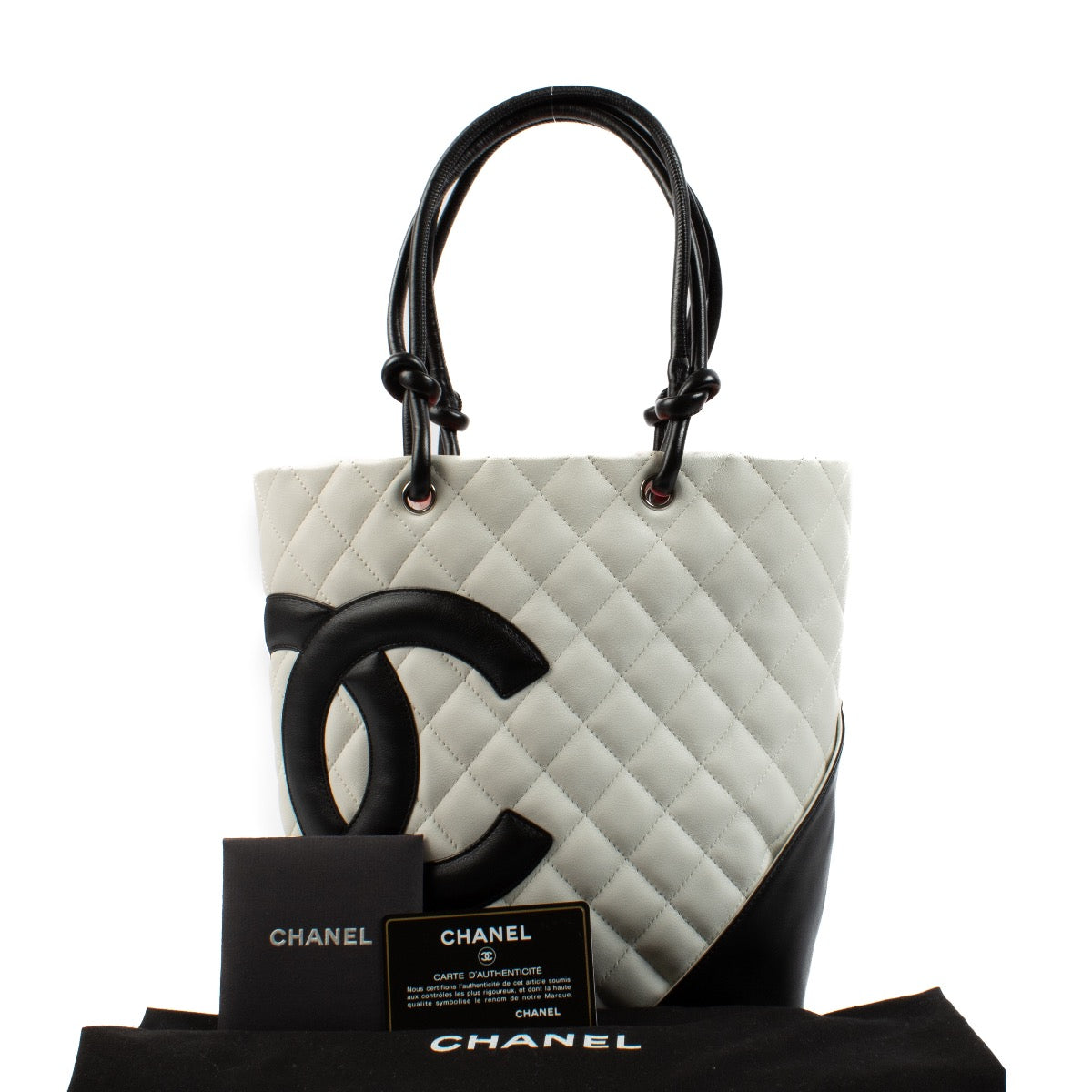 Shop 100% authentic secondhand Chanel White Cambon Shoulder Bag on Labellov.com