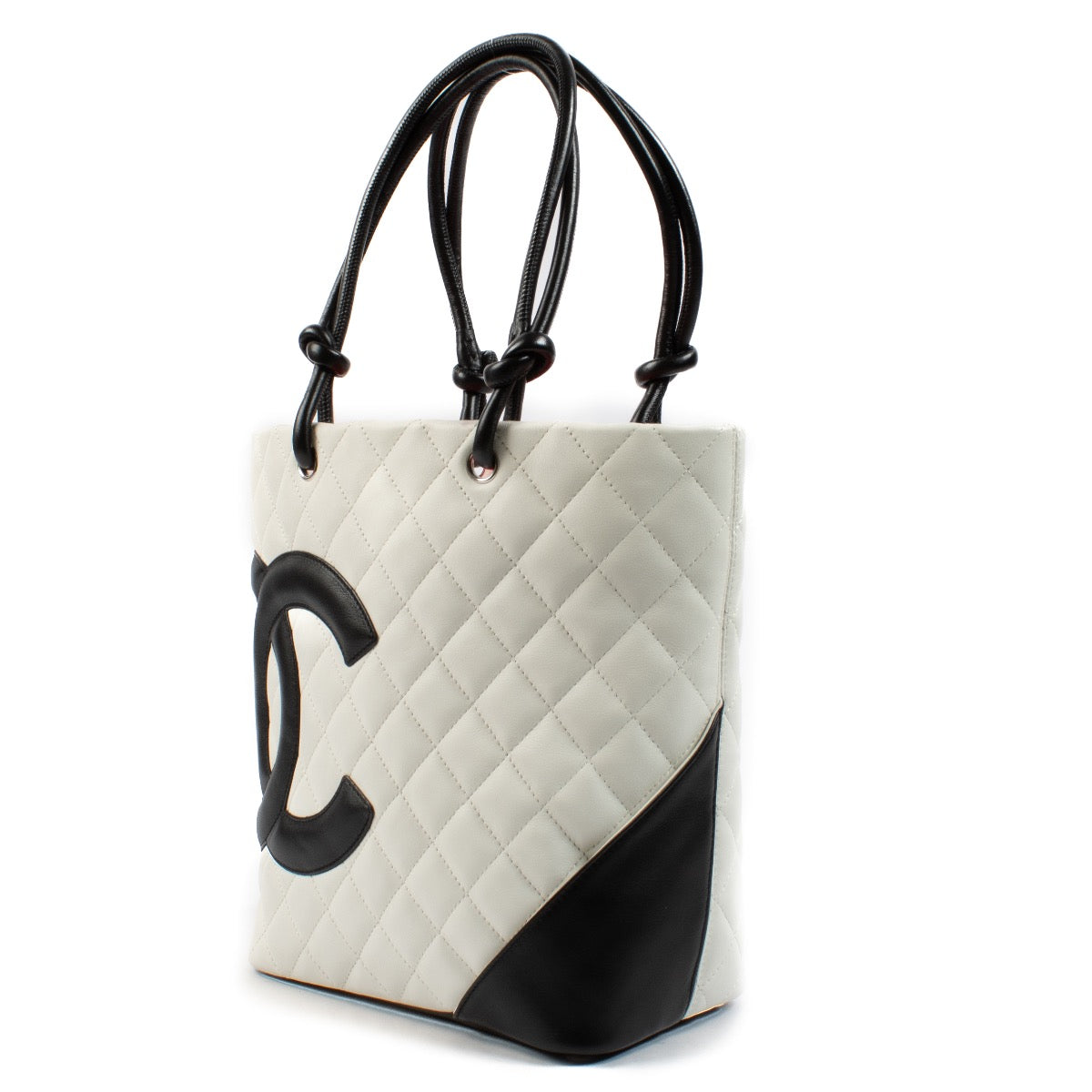 Shop 100% authentic secondhand Chanel White Cambon Shoulder Bag on Labellov.com