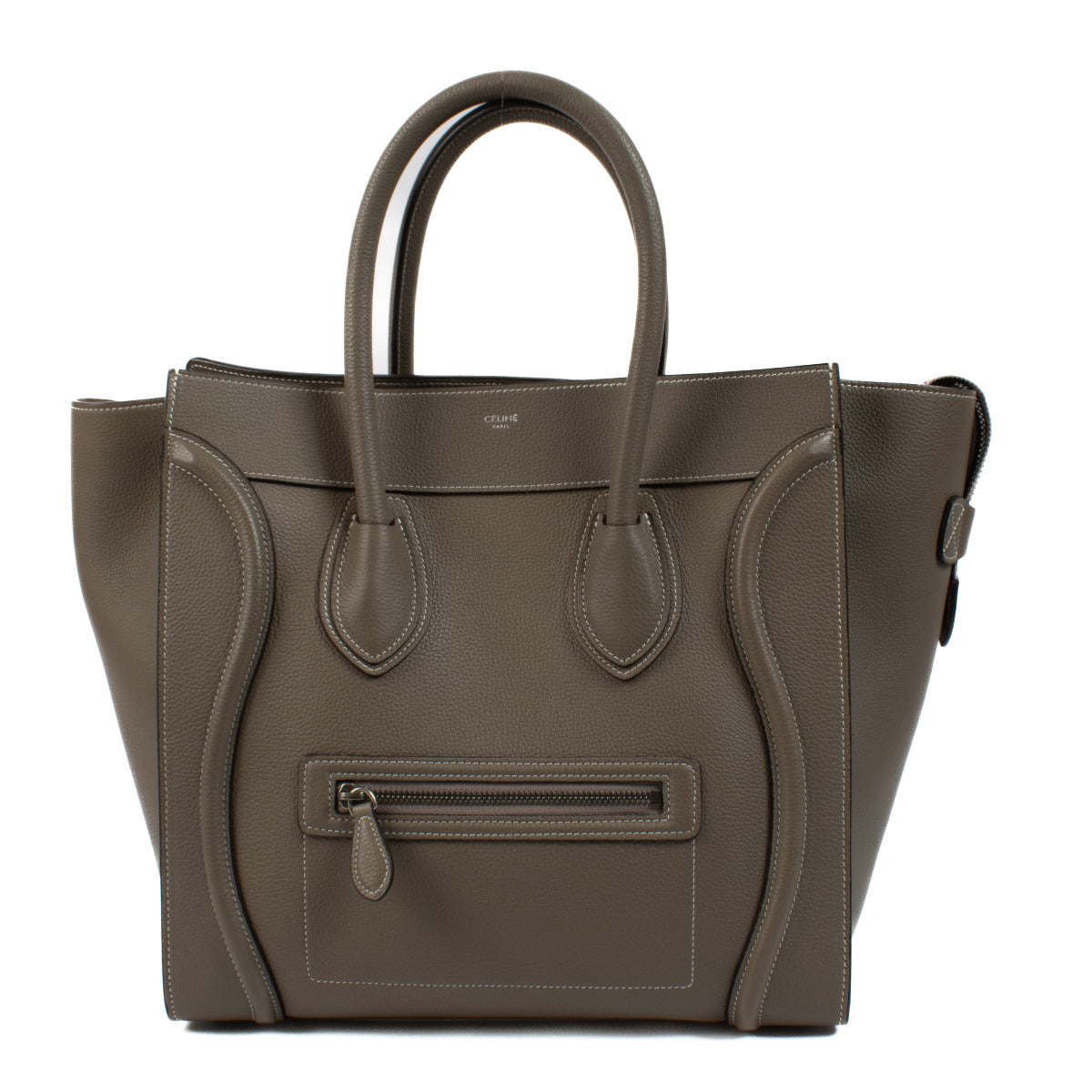 Celine Souris Drummed Calfskin Mini Luggage Bag aan de beste prijs bij Labellov tweedehands luxe in Antwerpen en Knokke. We buy and sell your preloved and brand new designer bags.