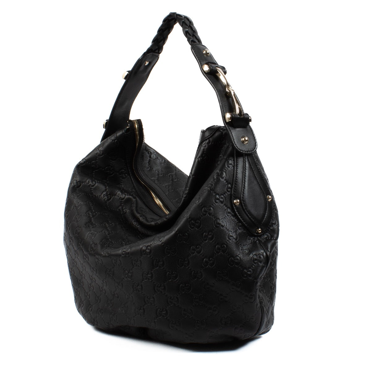 Shop safe online at Labellov in Antwerp, Brussels and Knokke this 100% authentic second hand Gucci Black Guccissima Pelham Shoulder Bag. Veilig online tweedehands authentieke Gucci Black Guccissima Pelham handtas kopen bij Labellov.