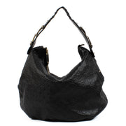 Shop safe online at Labellov in Antwerp, Brussels and Knokke this 100% authentic second hand Gucci Black Guccissima Pelham Shoulder Bag. Veilig online tweedehands authentieke Gucci Black Guccissima Pelham handtas kopen bij Labellov.