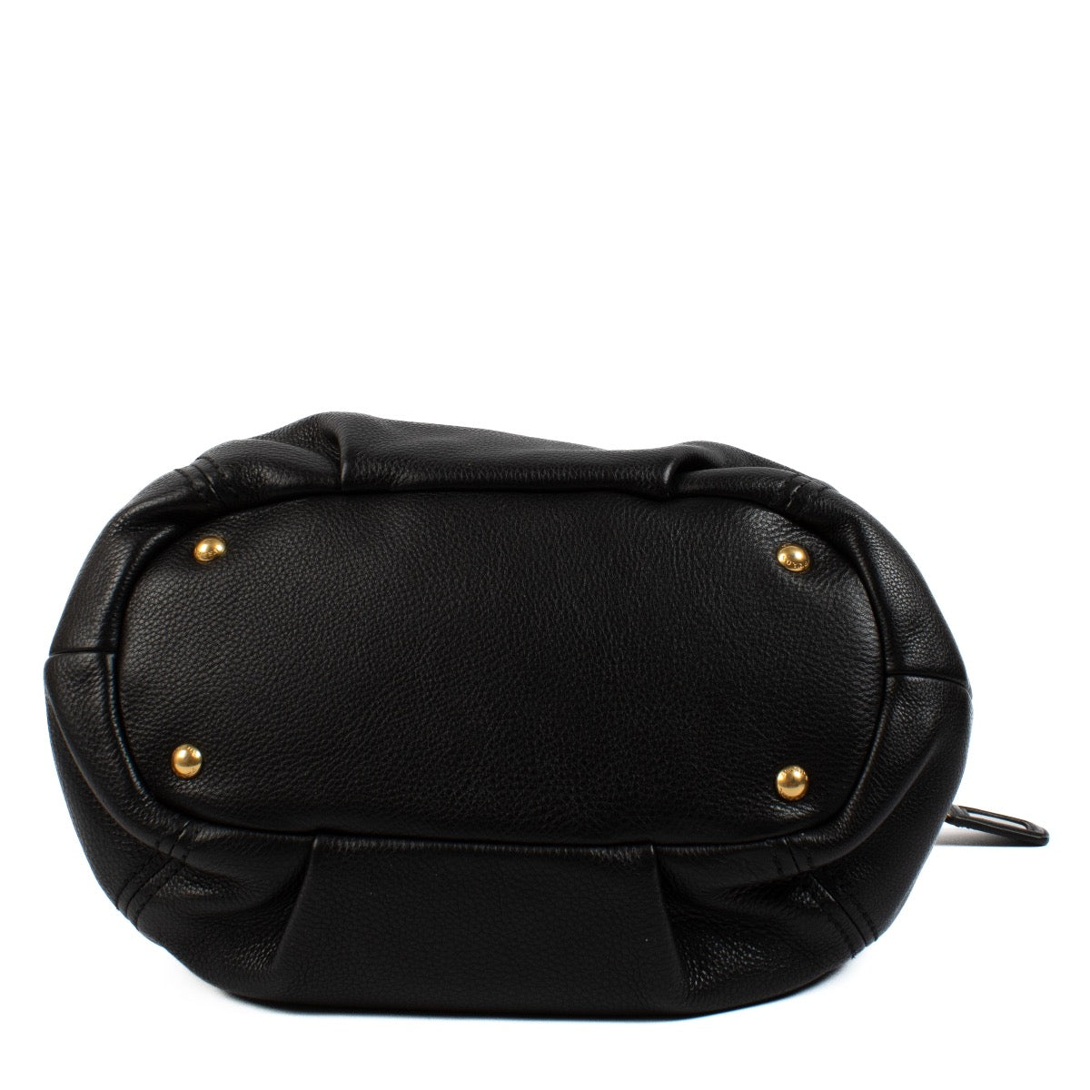 Shop safe online at Labellov in Antwerp, Brussel and Knokke this 100% authentic second hand Prada Black Leather Shoulder Bag. Veilig online tweedehands authentieke Prada Black Leather Shoulder handtas kopen bij Labellov.