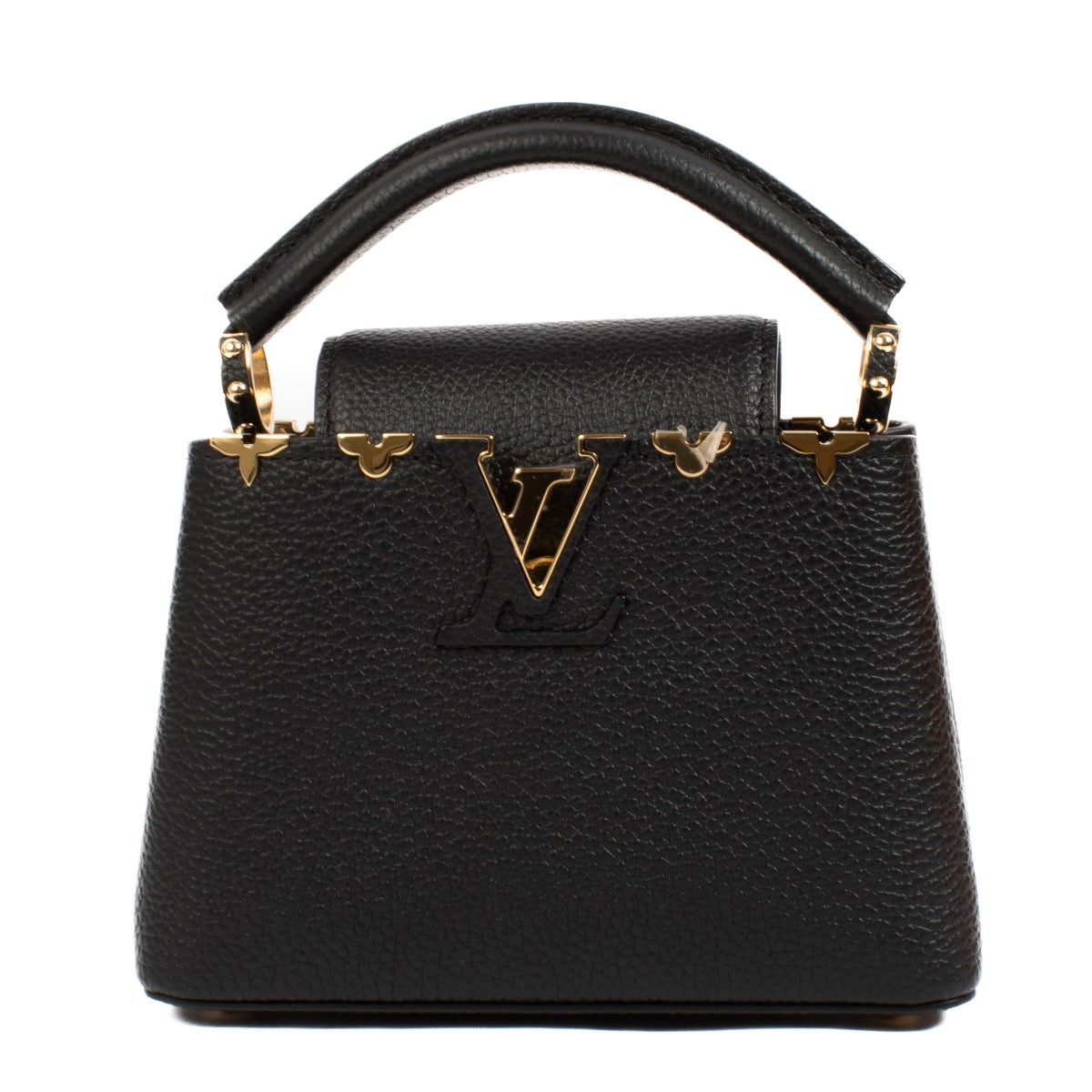 Shop safe online at Labellov in Antwerp, Brussels and Knokke this 100% authentic second hand Louis Vuitton Black Taurillon Mini Capucines. Veilig online tweedehands authentieke Louis Vuitton Black Taurillon Mini Capucines handtas kopen bij Labellov.