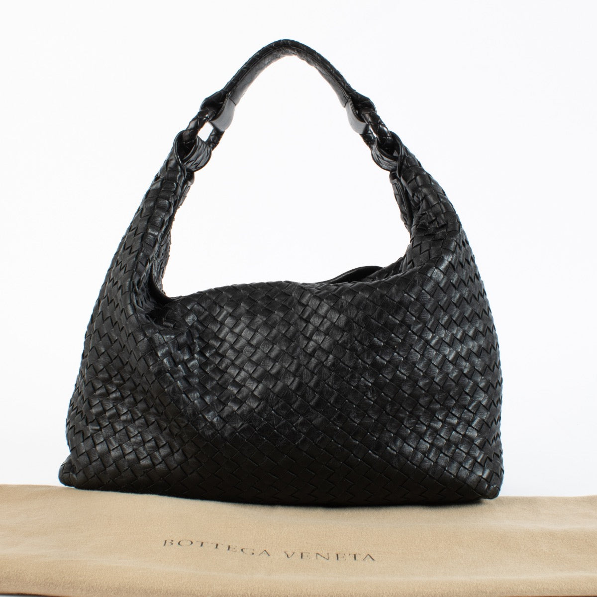 authentic preloved Bottega Veneta Black Intrecciato Hobo Bag on Labellov.com