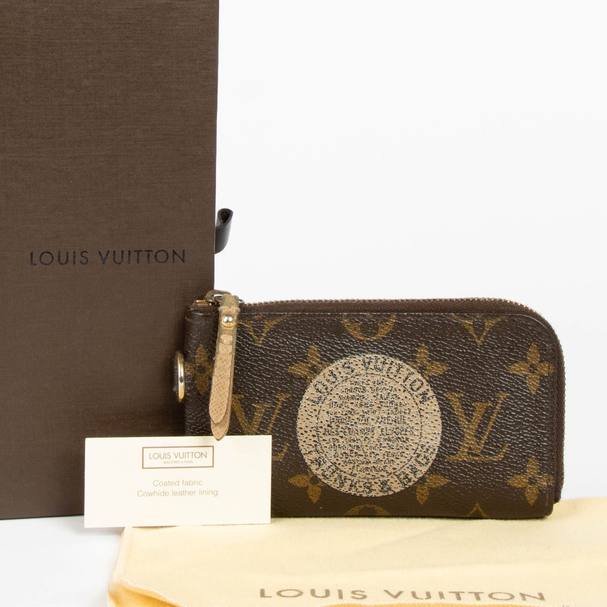 Shop this 100% authentic Louis Vuitton Monogram Trunks and Bags Pouch at Labellov.com