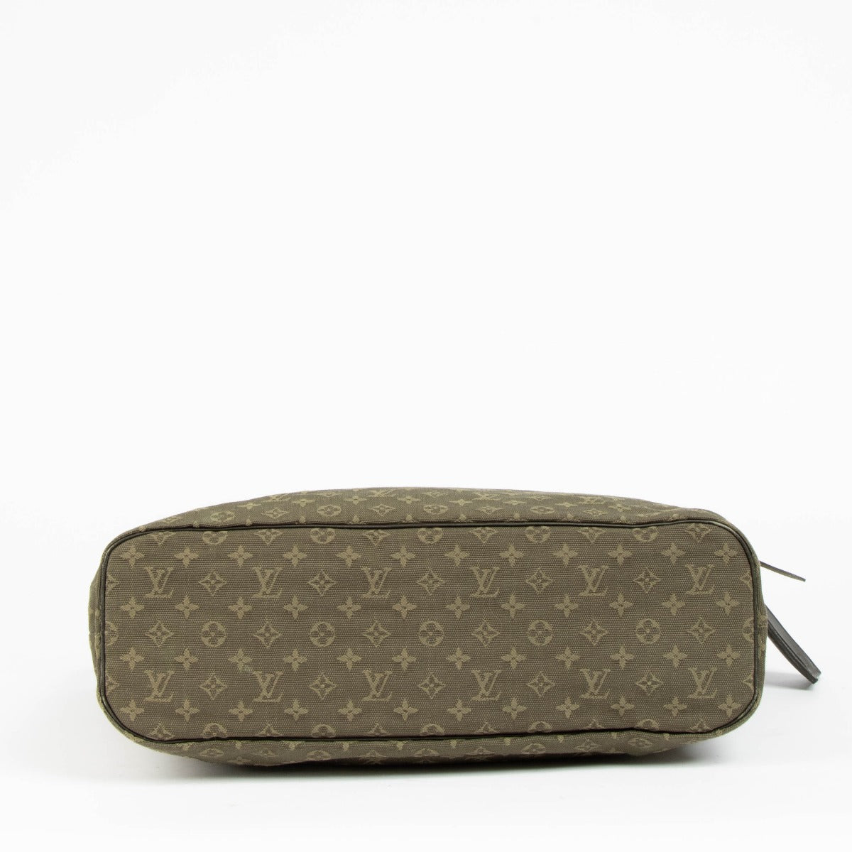 Shop this 100% authentic Louis Vuitton Green Monogram Canvas Lucille GM Bag at labellov.com