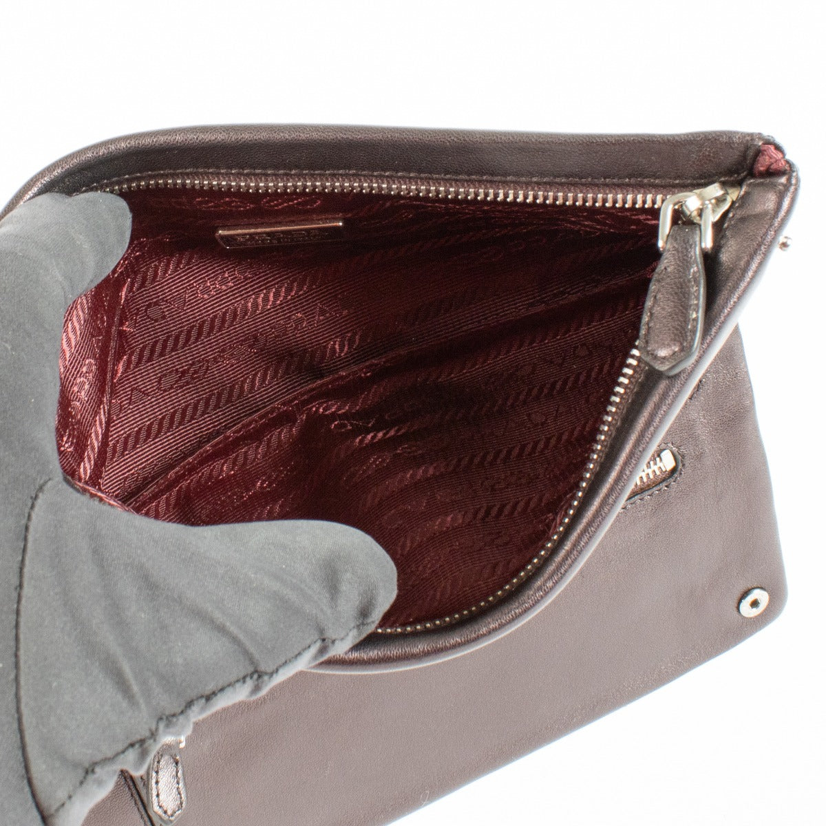 Prada Bruine Metallic Leren Clutch