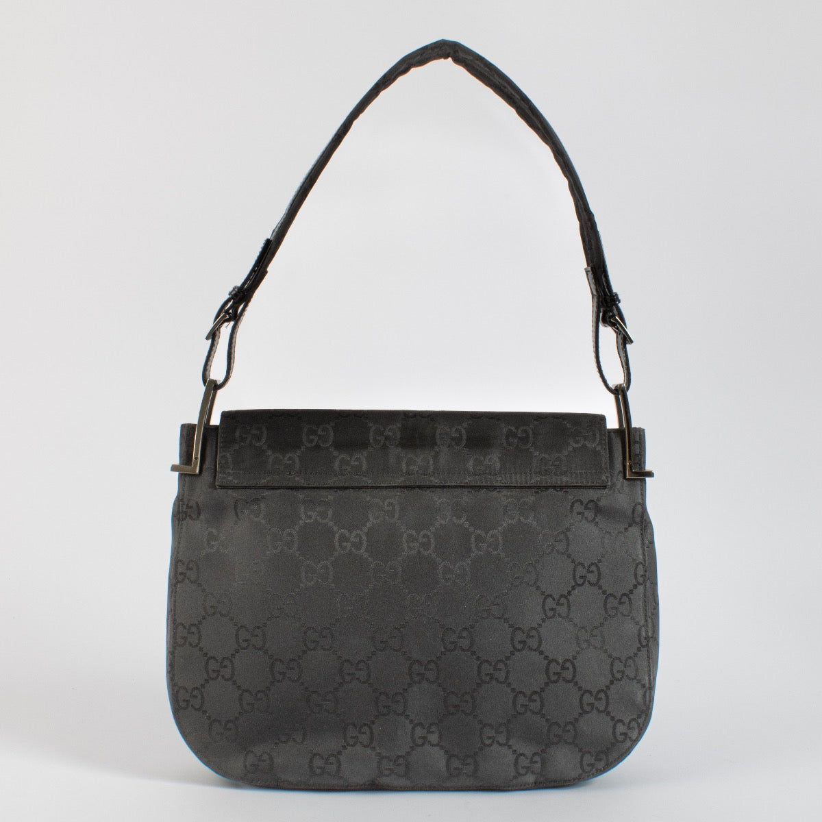 Shop 100% authentic second hand Gucci Black GG Nylon Bag on Labellov.com
