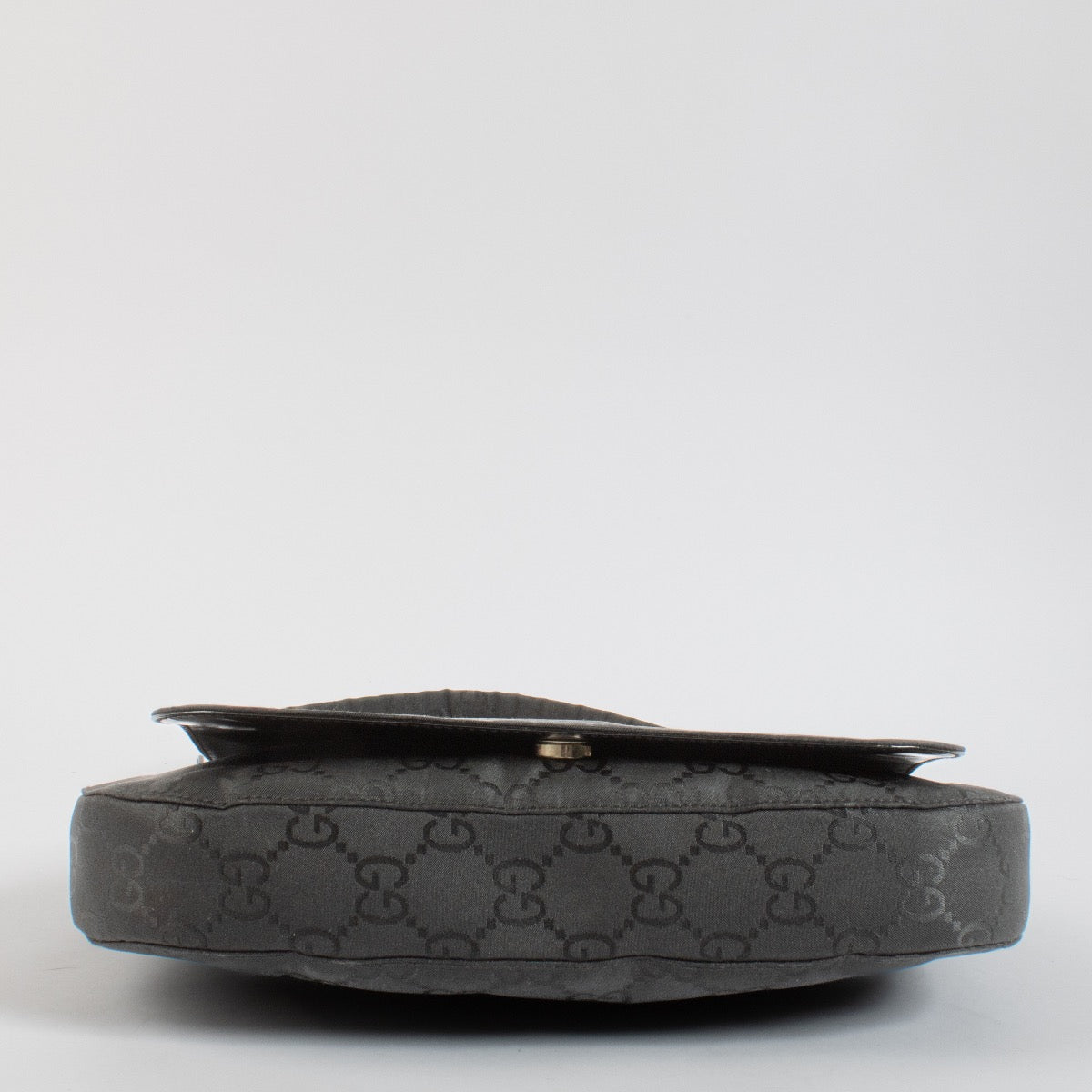 Shop 100% authentic second hand Gucci Black GG Nylon Bag on Labellov.com
