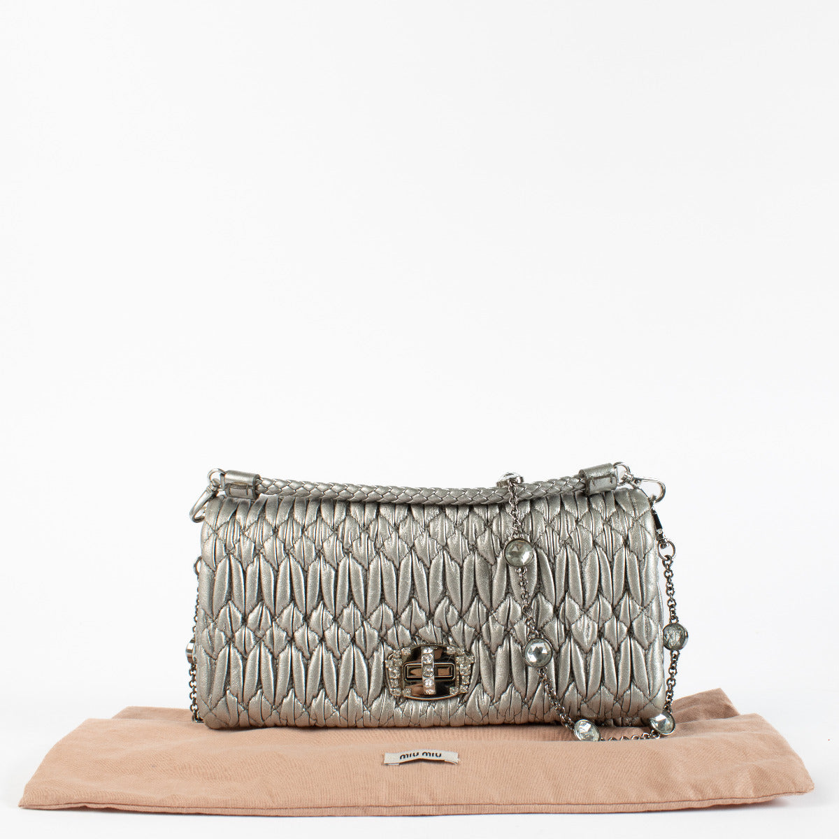 Miu Miu Silver Miu Crystal Nappa Matelasse Bag aan de beste prijs bij Labellov
