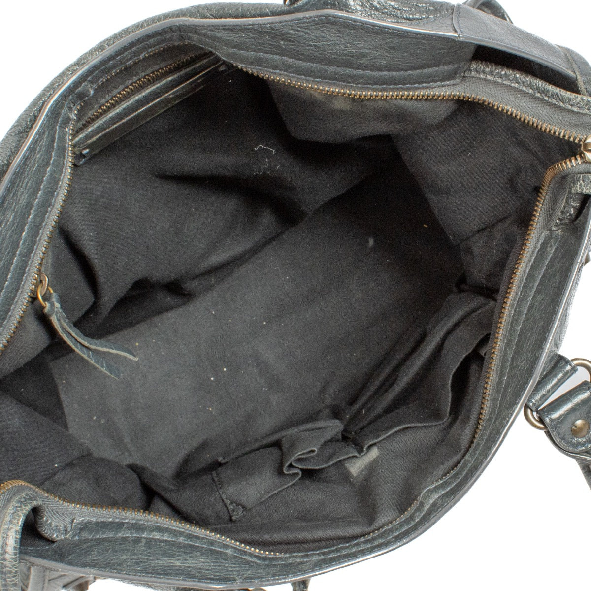 shop 100% authentic second hand Balenciaga Gris Tarmac Classic City Bag on Labellov.com