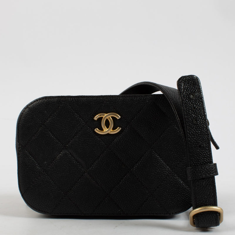 Authentic second hand Chanel black Belt bag on Labellov.com