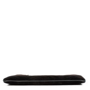 Shop safe online at Labellov in Antwerp, Brussels and Knokke this 100% authentic second hand Gucci Black Suede GG Marmont Clutch. Veilig online tweedehands authentieke Gucci Black Suede GG Marmont Clutch kopen bij Labellov.