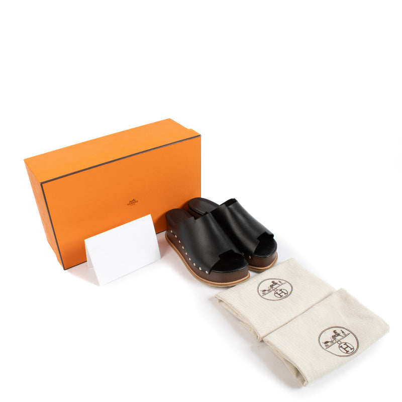 Hermès Black Ellipse Sandals - size 38