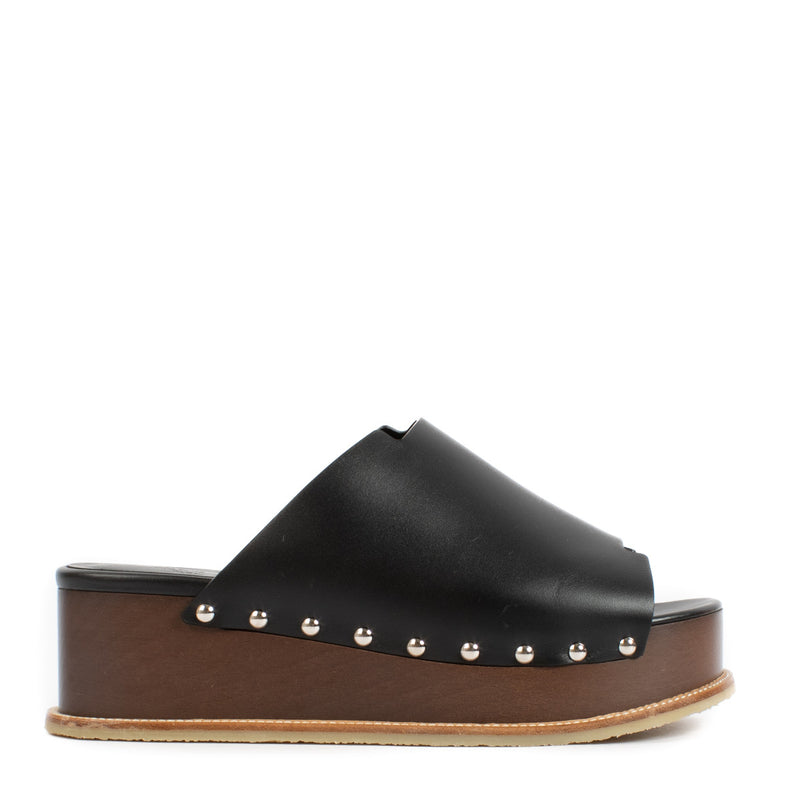 Hermès Black Ellipse Sandals - size 38 aan de beste prijs bij Labellov tweedehands luxe in Antwerpen en Knokke. We buy and sell your preloved and brand new designer bags.