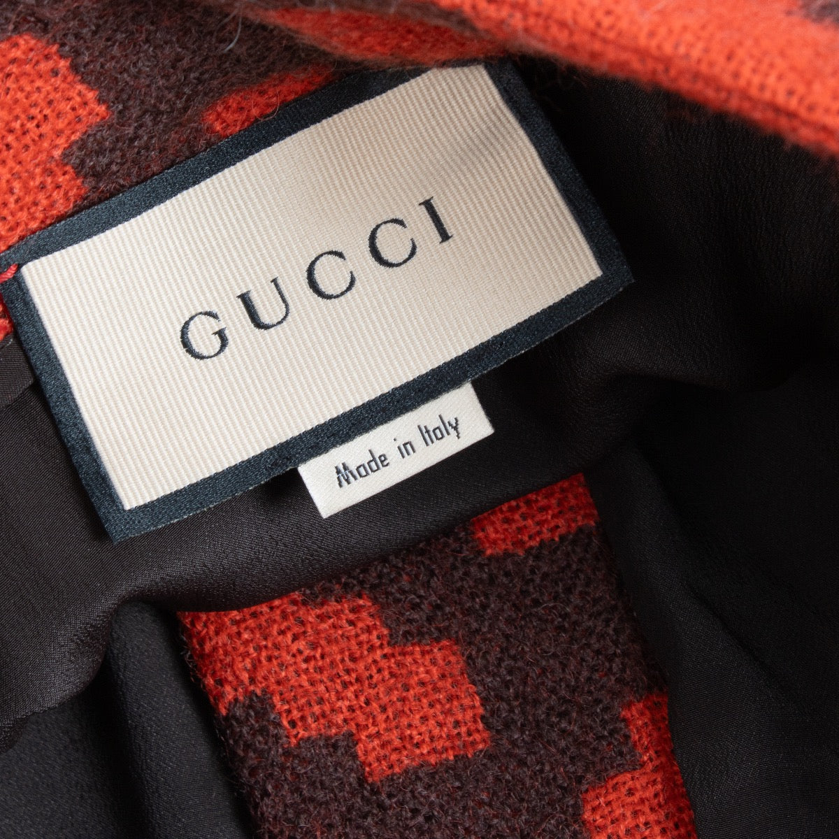 shop 100% authentic second hand Gucci Red Pattern Wool Skirt - Size 40 on Labellov.com