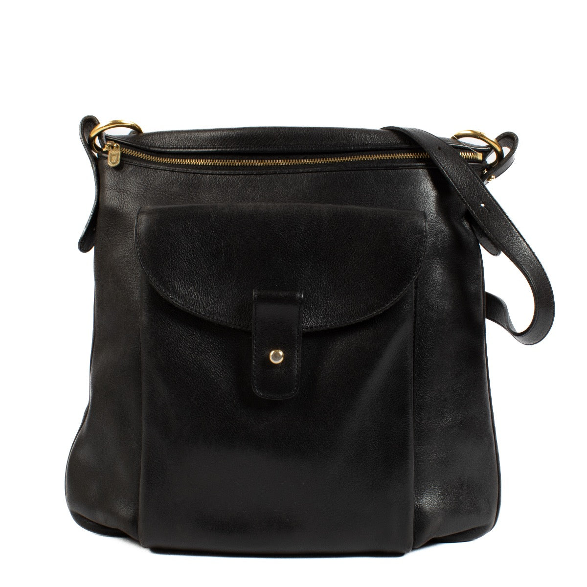 Shop safe online at Labellov in Antwerp, Brussels and Knokke this 100% authentic second hand Delvaux Black Leather Crossbody. Veilig online tweedehands authentieke Delvaux Black Leather Crossbody handtas kopen bij Labellov.