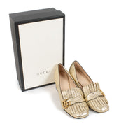 Gucci gold metallic foil pumps for the best price at Labellov secondhand luxury in Antwerp and Knokke. Buy and sell your preloved and brand new designer bags for the best price.