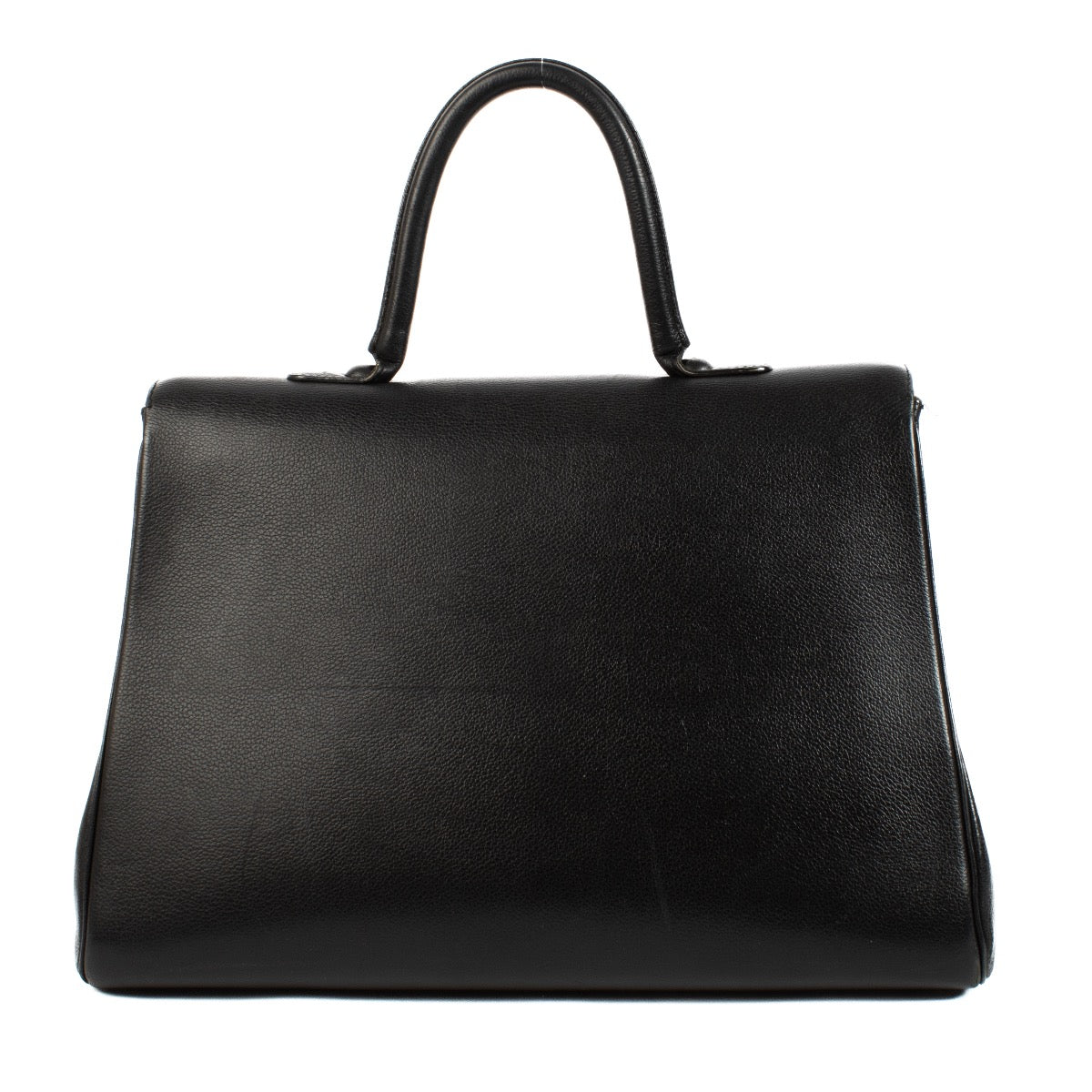 Shop safe online at Labellov in Antwerp, Brussels and Knokke this 100% authentic second hand Delvaux Black Leather GM Brillant. Veilig online tweedehands authentieke Delvaux Black Leather GM Brillant handtas kopen bij Labellov.